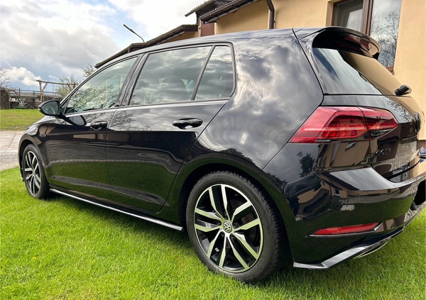 Volkswagen Golf cena 70900 przebieg: 65000, rok produkcji 2017 z Warszawa małe 326